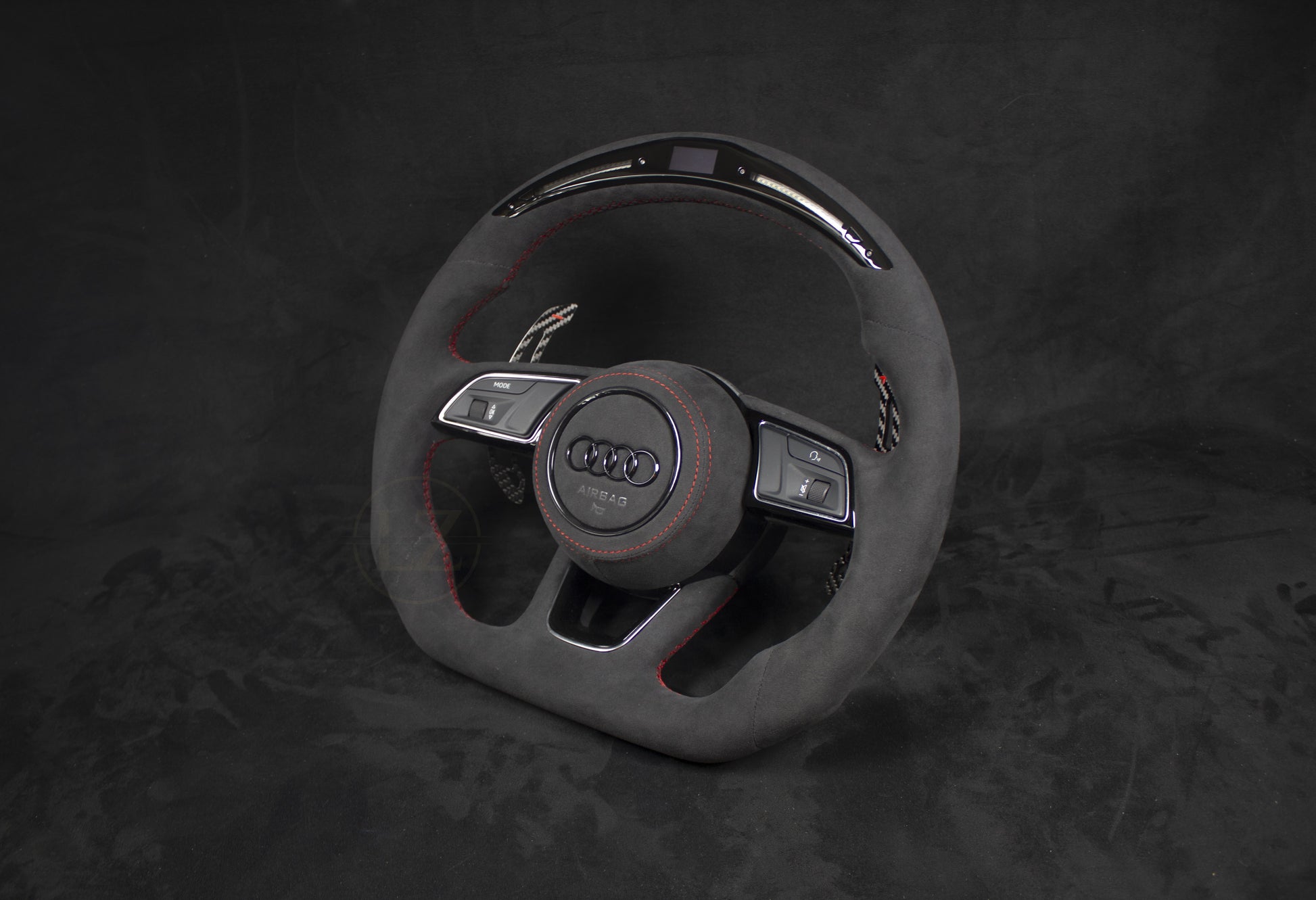 Audi B9 Alcantara LED Ratt - LZ-Customs