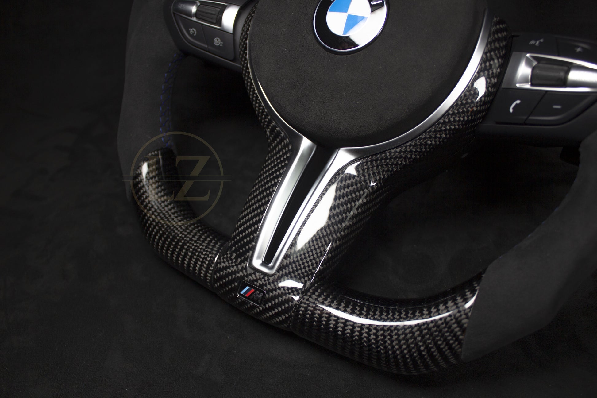 BMW F-Serie Alcantara/Carbon Ratt, LED Blå Detaljer - LZ-Customs