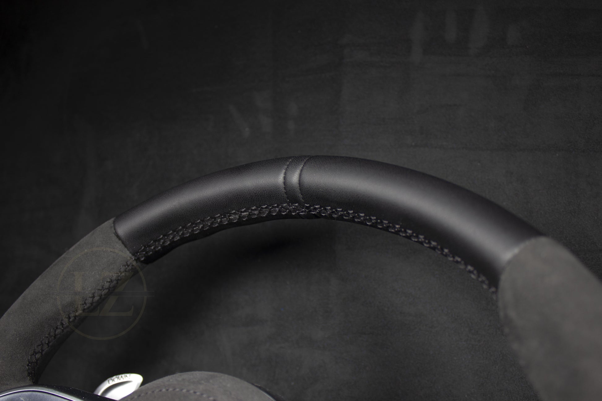 Mercedes-Benz C63 AMG Alcantara/Skinn Blackout Ratt - LZ-Customs