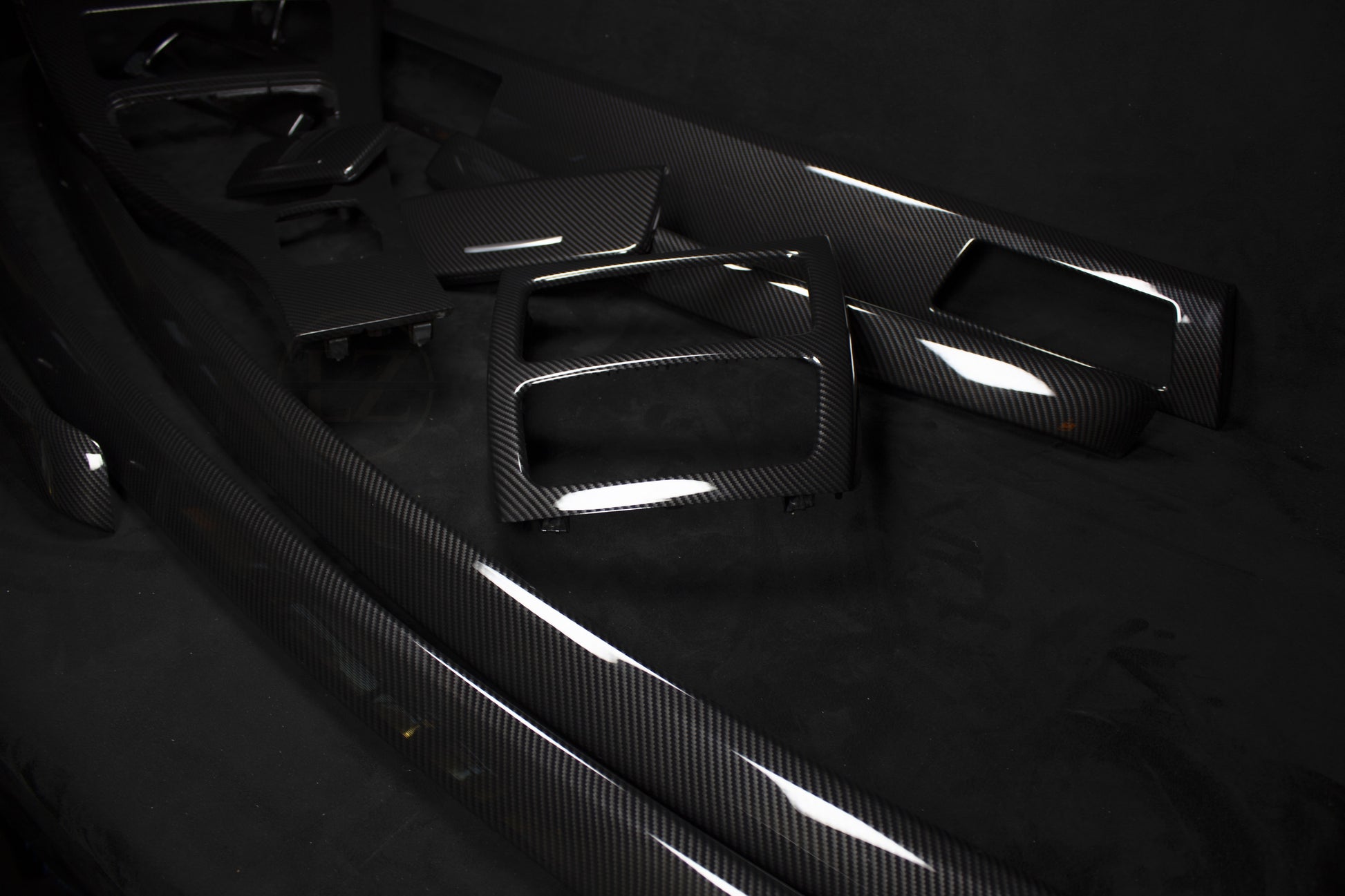 BMW E90,E91,E92 Carbon Fiber Interiørlister LZ-Light - LZ-Customs