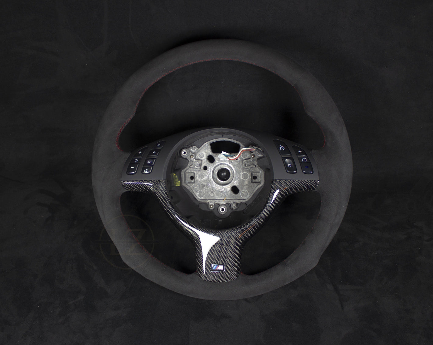 BMW E46 Alcantara Ratt Rød Detaljer - LZ-Customs