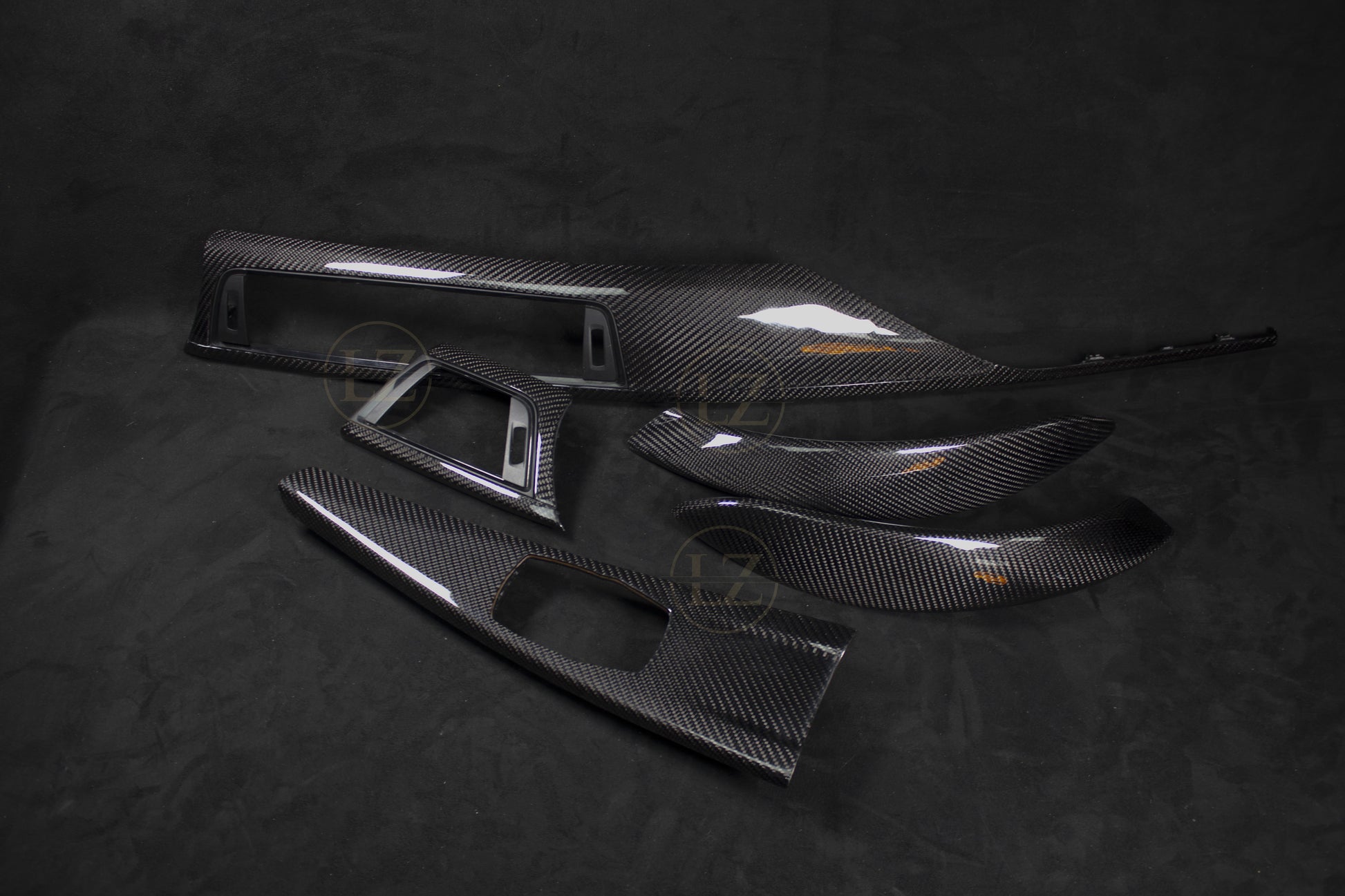 BMW F32 og F82 Carbon Fiber Interiørlister - LZ-Customs