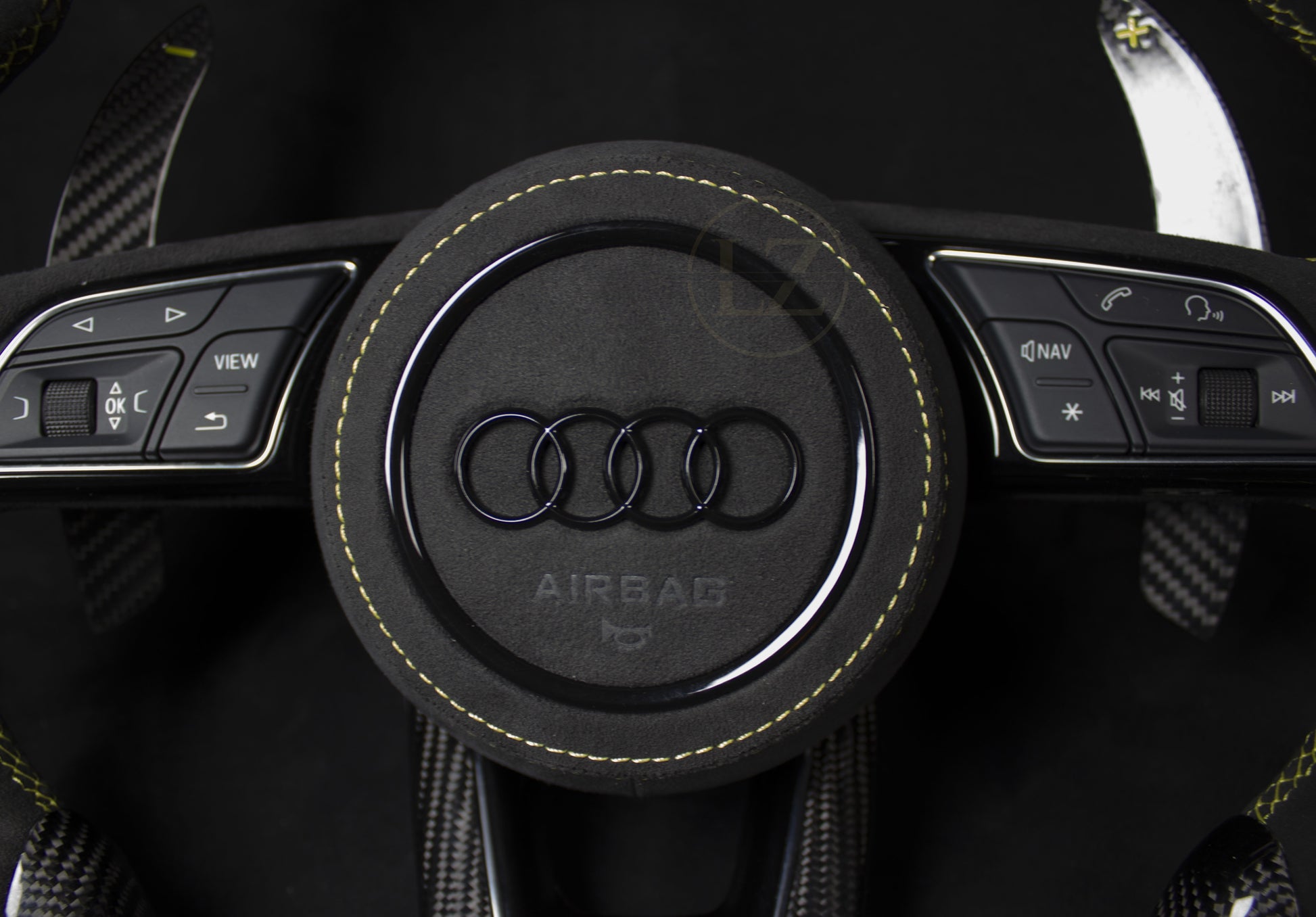 Audi RS Alcantara/Carbon Ratt - LZ-Customs