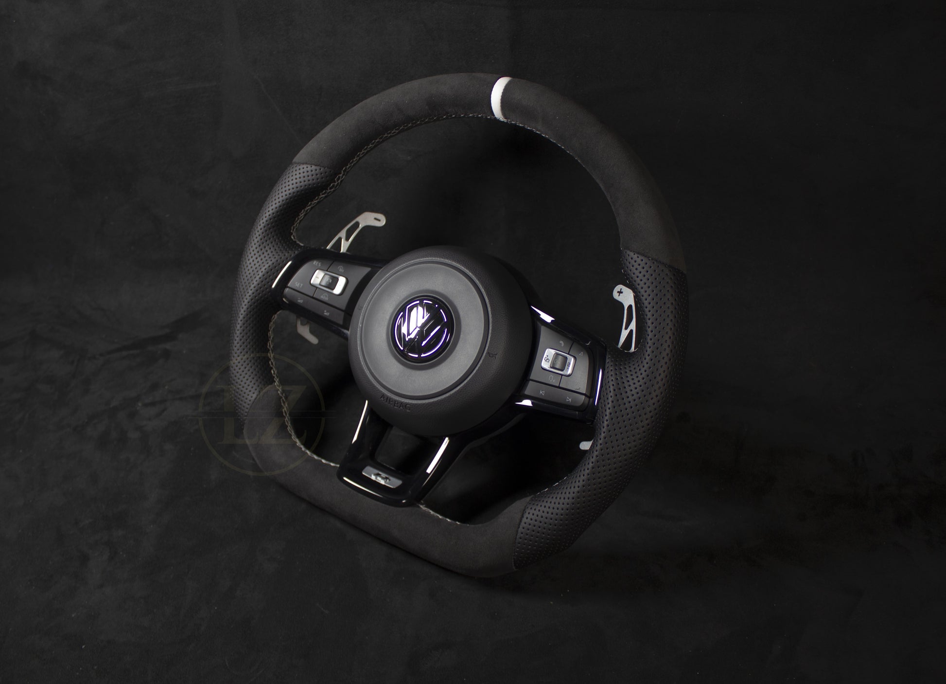 VOLKSWAGEN GOLF MK7 Alcantara/Skinn Ratt - LZ-Customs