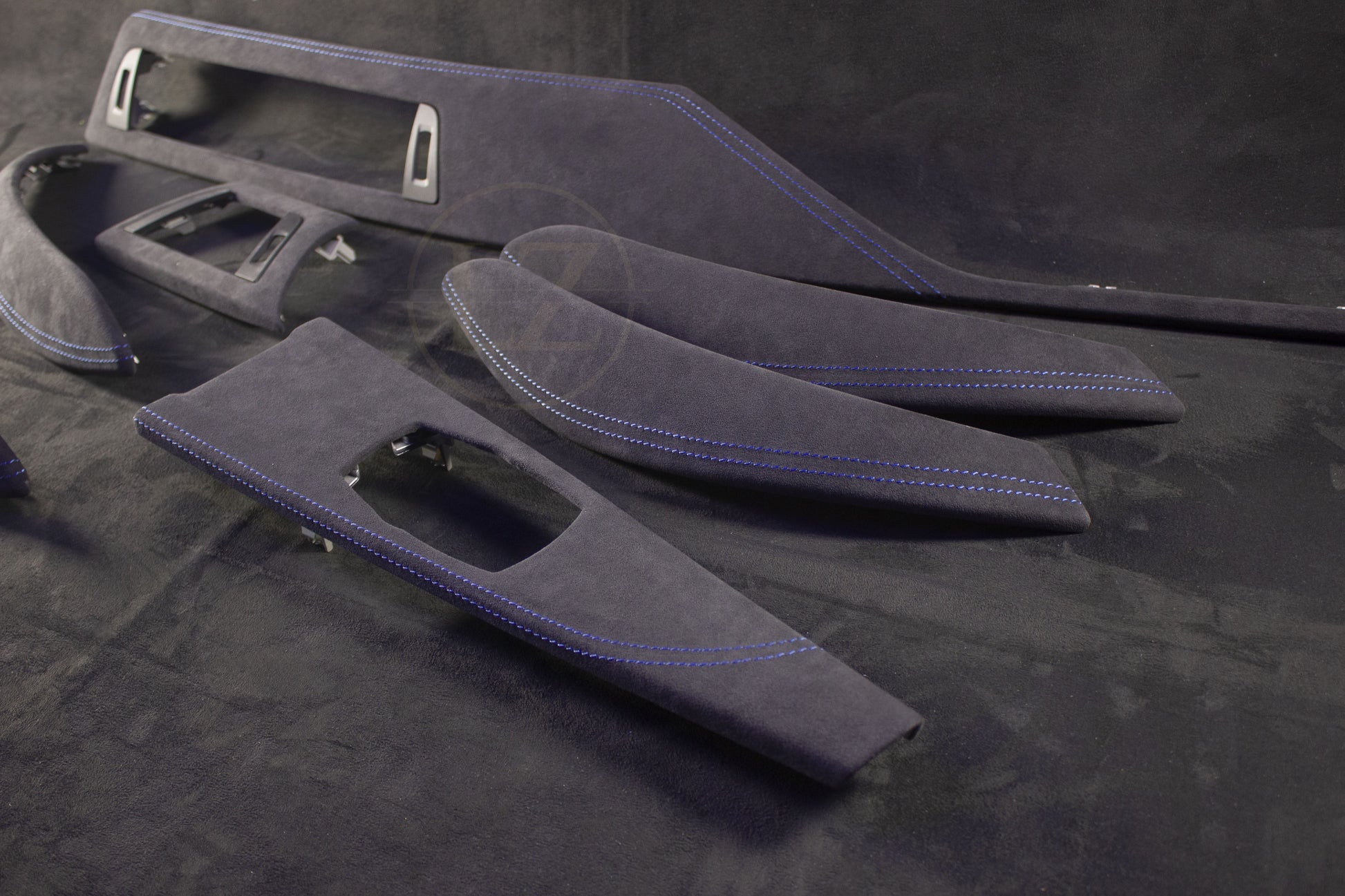 BMWF-Serie Alcantara Interiør Lister - LZ-Customs