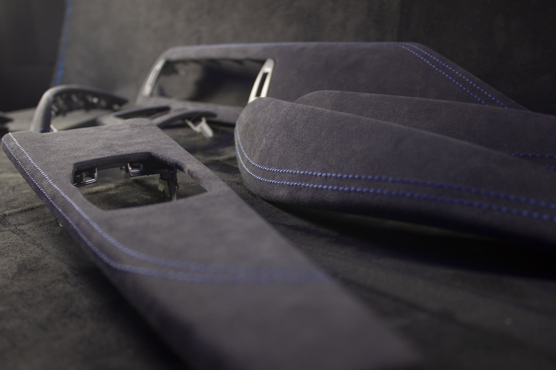 BMWF-Serie Alcantara Interiør Lister - LZ-Customs