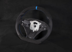 BMW E8X/E9X Alcantara/Skinn Ratt, Blå Detaljer - LZ-Customs