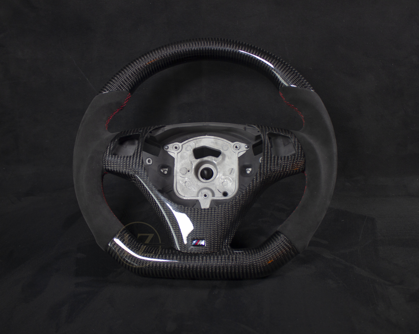 BMW E8X/E9X Carbon/Alcantara Ratt, Røde detaljer - LZ-Customs