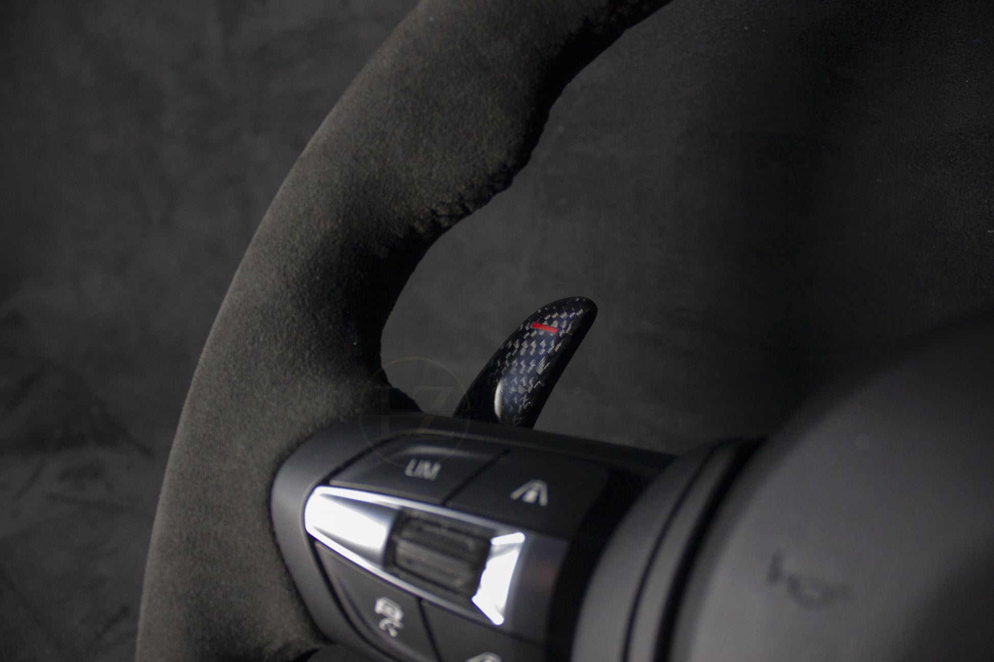 BMW F2X,3X,8X Alcantara Ratt - LZ-Customs