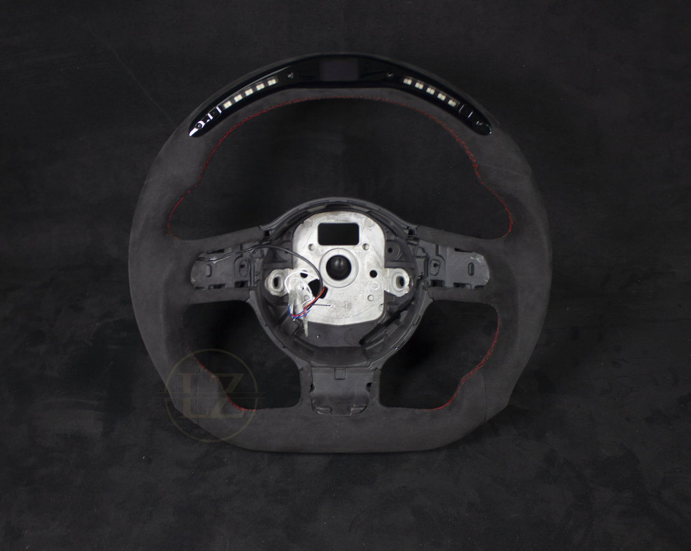 Audi TT MK2 Alcantara LED Ratt - LZ-Customs