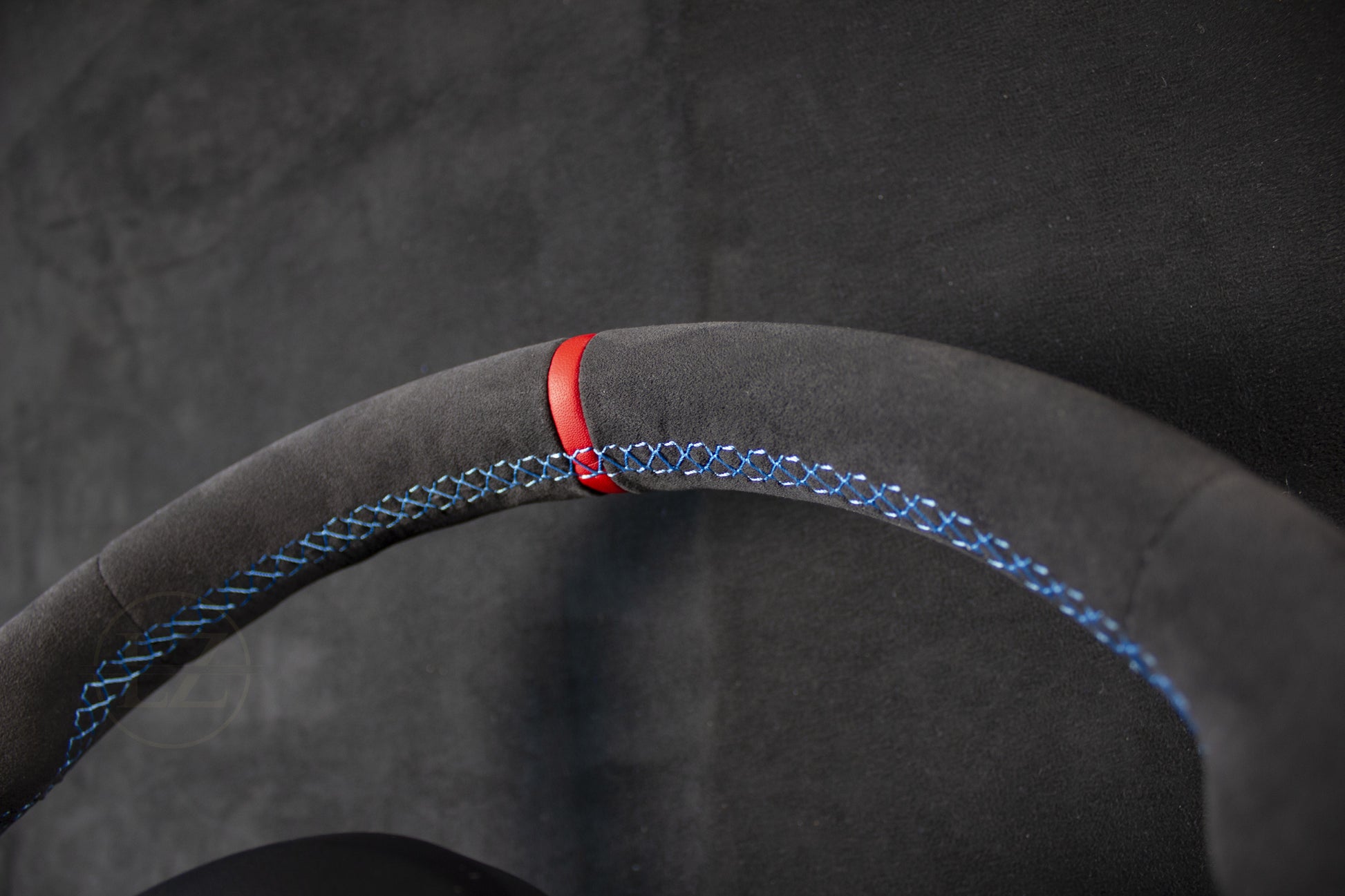 BMW F2X,3X,8X Alcantara Ratt M-Performance - LZ-Customs